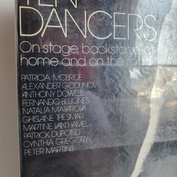 Ten Dancers On Stage, Backstage, at Home, and on the Road HC 1st Ed. 1982 - Picture 2 of 16